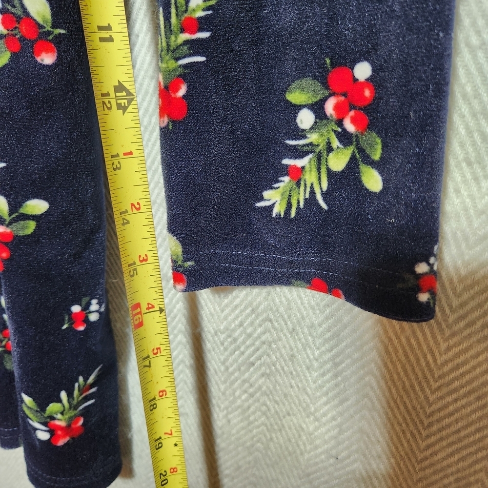 Vintage Laura Ashley 1X Floral Navy Nightgown Christmas Berries Winter - Picture 6 of 9